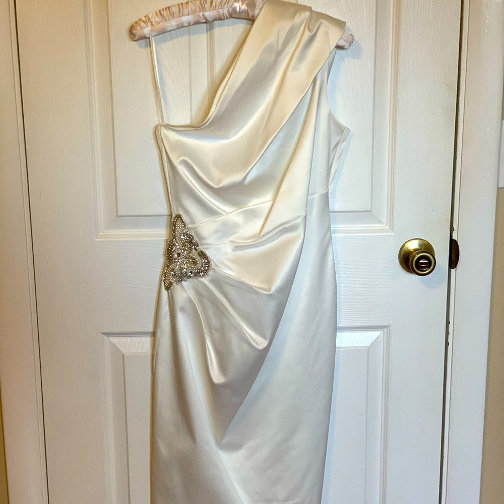 Gorgeous Eliza J cocktail dress. Worn only once.